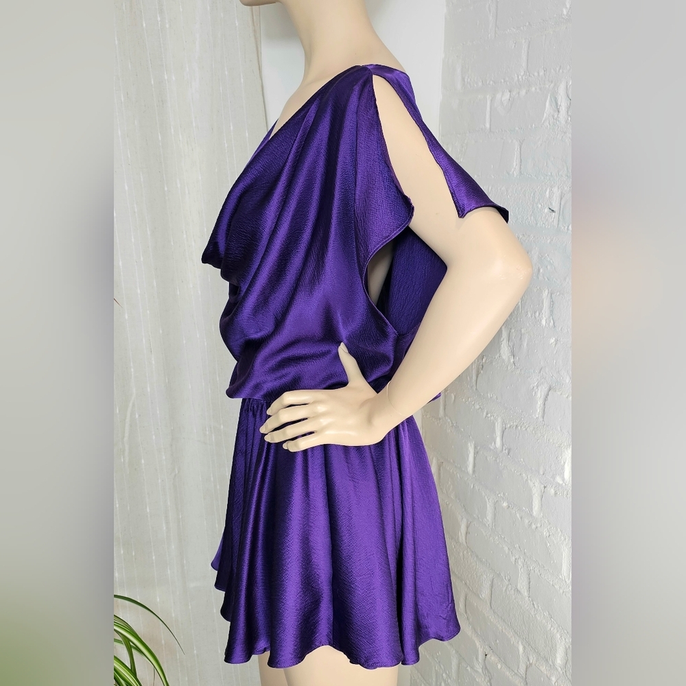 Black Halo Satin Cowl Neck Mini Dress Purple Size 8 NWOT Designer Cocktail Dress